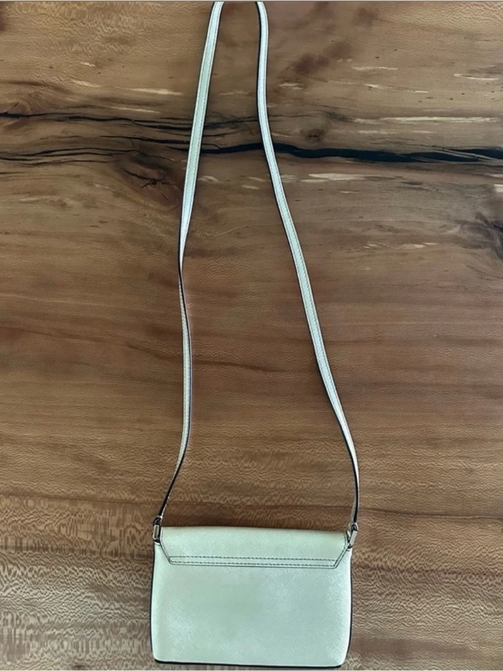 Kate Spade Newberry Lane SallyMetallic Gold Crossbody Bag Turnlock